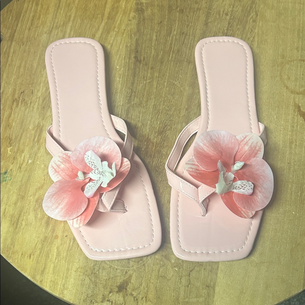 Women's Pink Floral Toe-Post Sandals - Feminine Slide Sandals